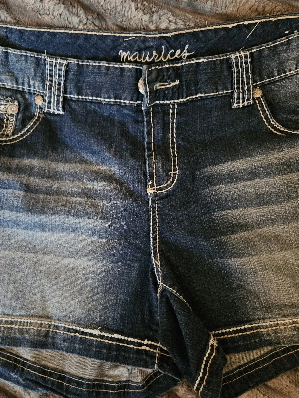 Maurices Dark Blue Distressed Denim Jean Shorts Size 20 NWOT